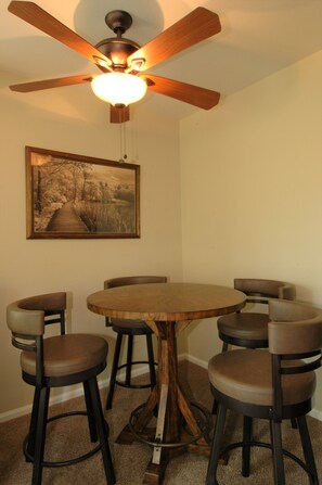 تناول الطعام