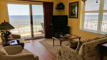 TV, DVD player, table football, stereo