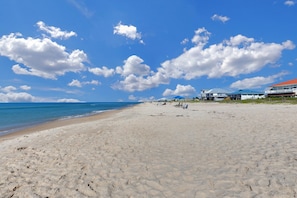 Beach nearby, sun-loungers