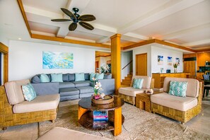 Smart TV, DVD player, books, video library - Hale Pono- Oceanfront, private, gated, great views, AC, large property  (Haleiwa)