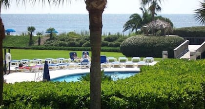 St. Simons Island Beach Club Condo #126