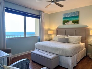 2 habitaciones, escritorio, tabla de planchar con plancha y wifi gratis