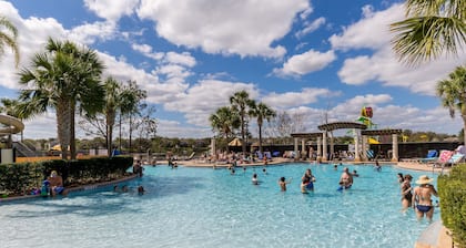 Vacation Rental near Disney, Univeral Studios, Epic, w/free parking and Wi-Fi.