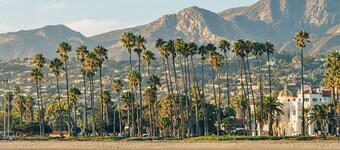 Secret Getaway — 2 blocks to the Beach and Funk Zone