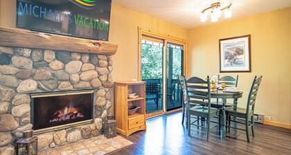 SV113 - Walk to Lifts & Town - Hot Tub & Pool