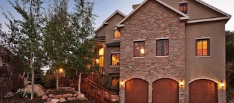 Park City Family Reunions, Ski Vacation, Corporate Retreat, 4th of July