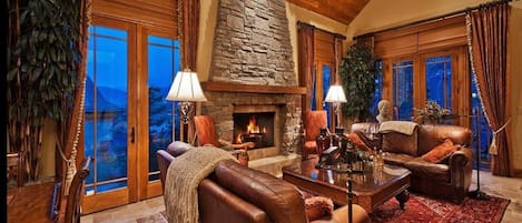 Smart TV, fireplace, DVD player, books