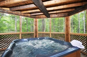 Bain à remous intérieur
