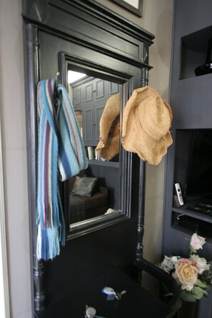 Interior - LE MARAIS NOTRE DAME - Beautiful Two Bedrooms (Paris)