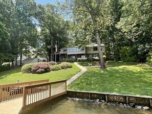 Property grounds - Spectacular - Main Lake Home - Huge Dock - Sleeps 18 (Littleton)
