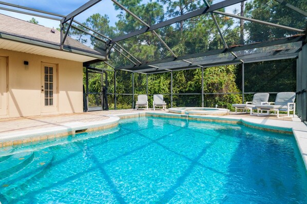 Outdoor pool, a heated pool