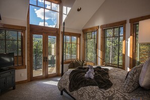 8 bedrooms, desk, iron/ironing board, free WiFi - Merry Christmas! DEC 24-26 OPEN! Ski in&out. Your Epic Luxury Lodge on Peak 8. (Breckenridge)