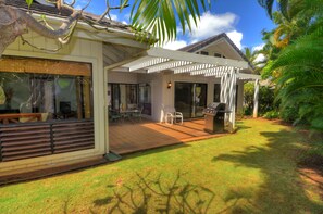 Exterior - PRIVATE HOME: 5 Min Walk to Beach, Pool & Tennis Courts (Koloa)