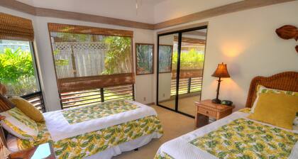 PRIVATE HOME: 5 Min Walk to Beach, Pool & Tennis Courts