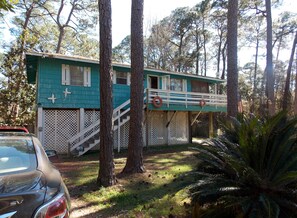 Exterior - A short walk to the Dauphin beach, 20% Discount for a month stay ,pets welcome (Dauphin Island)