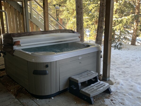 Bain à remous extérieur