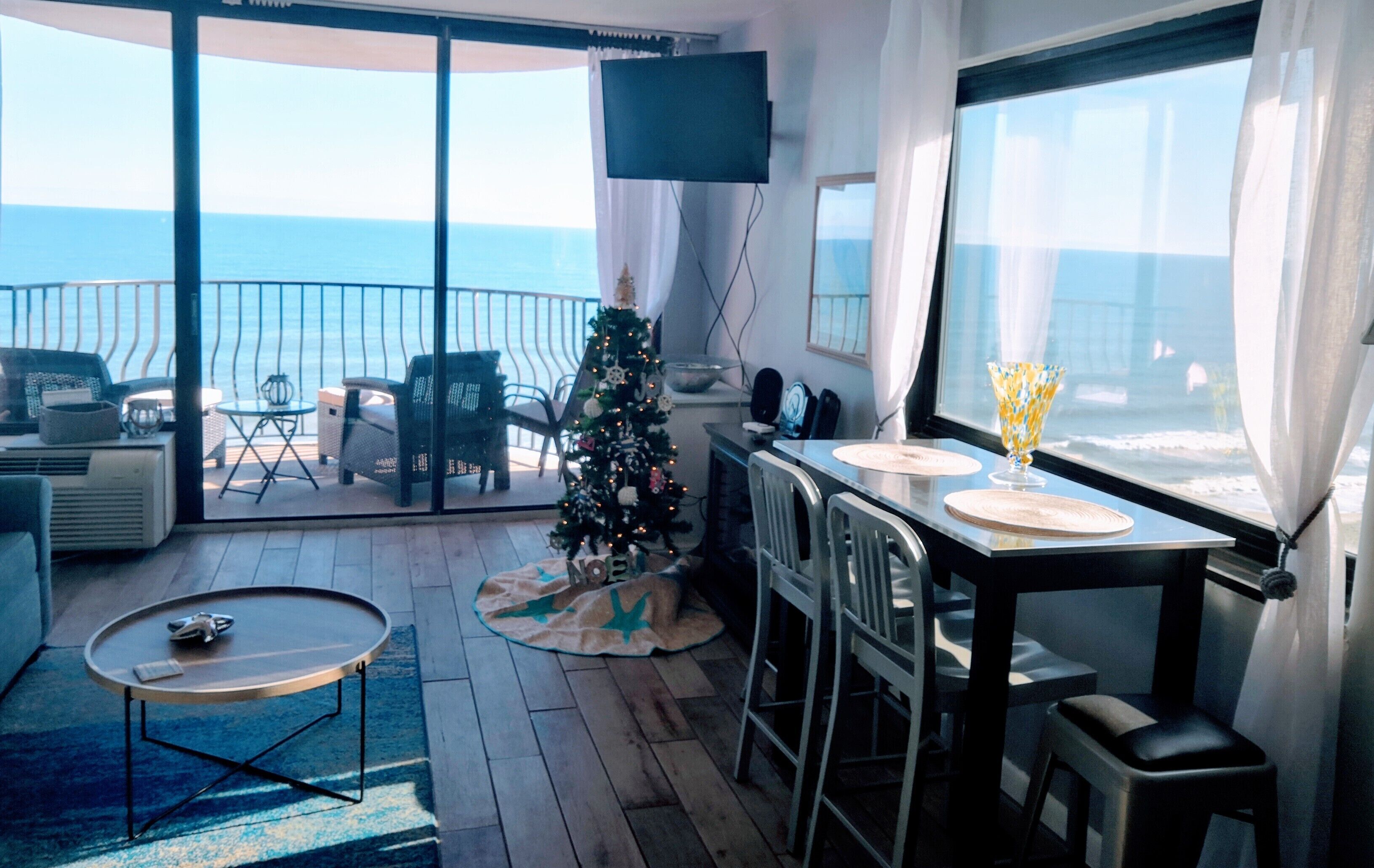 Smart TV, fireplace, DVD player, books