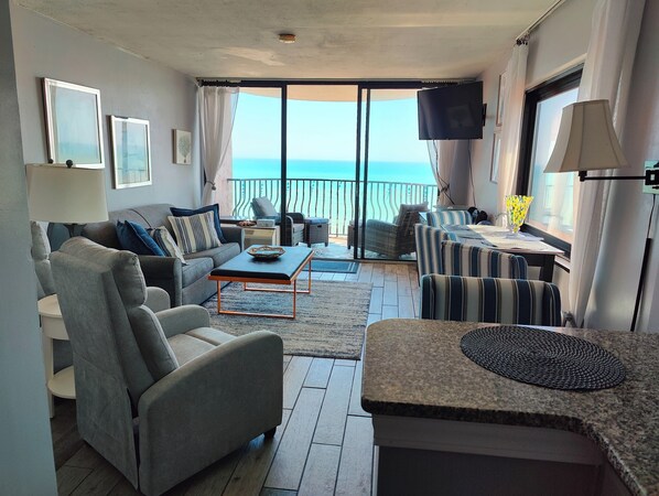 Smart TV, fireplace, DVD player, books