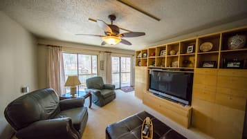 Smart TV, fireplace, foosball, table tennis