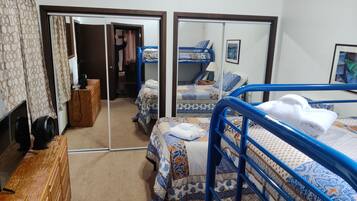 3 chambres, fer et planche Ă repasser, Wi-Fi gratuit, draps fournis