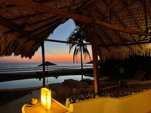 Property grounds - 
Villa Lumina, Puerto Escondido-  Private Oceanfront Villa with Pool (Puerto Escondido)