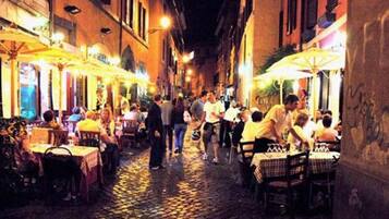 Ristorazione all'aperto