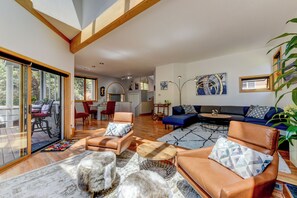 Smart-tv en een open haard