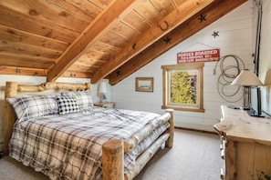 3 bedrooms, travel cot, free WiFi, bed sheets - Cabin in the Woods! PET Friendly, Private Outdoor Hot Tub, Gas Grill, Secluded (Breckenridge)