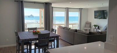BEACH FRONT CONDO! San Diego-Imperial Beach-Coronado
DOD, Military Welcome!