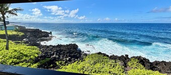 Kai Honu Hale, 3-Level Oceanfront Home with views from every room