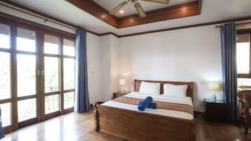 3-Bedroom Villa, Access to Shared Pool | 3 bedrooms, desk, blackout drapes, cribs/infant beds