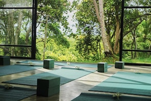 Yoga - Samadara Estate, Midigama (Ahangama)
