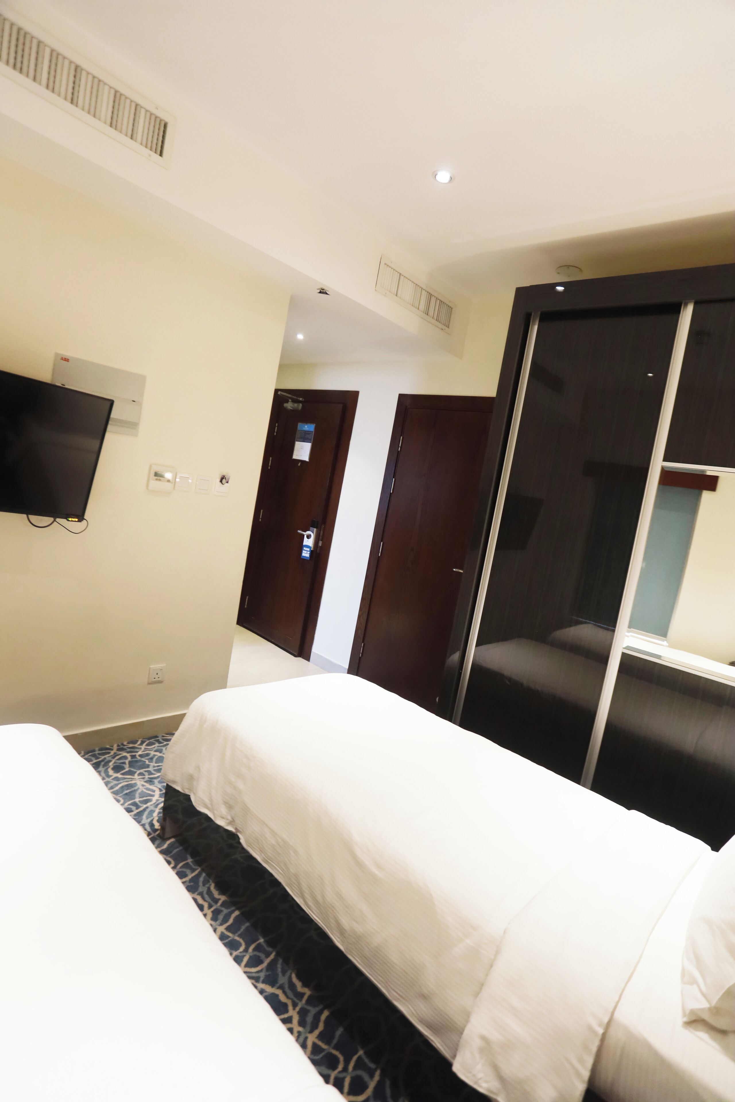 Photo - Naylover Hotel Suites