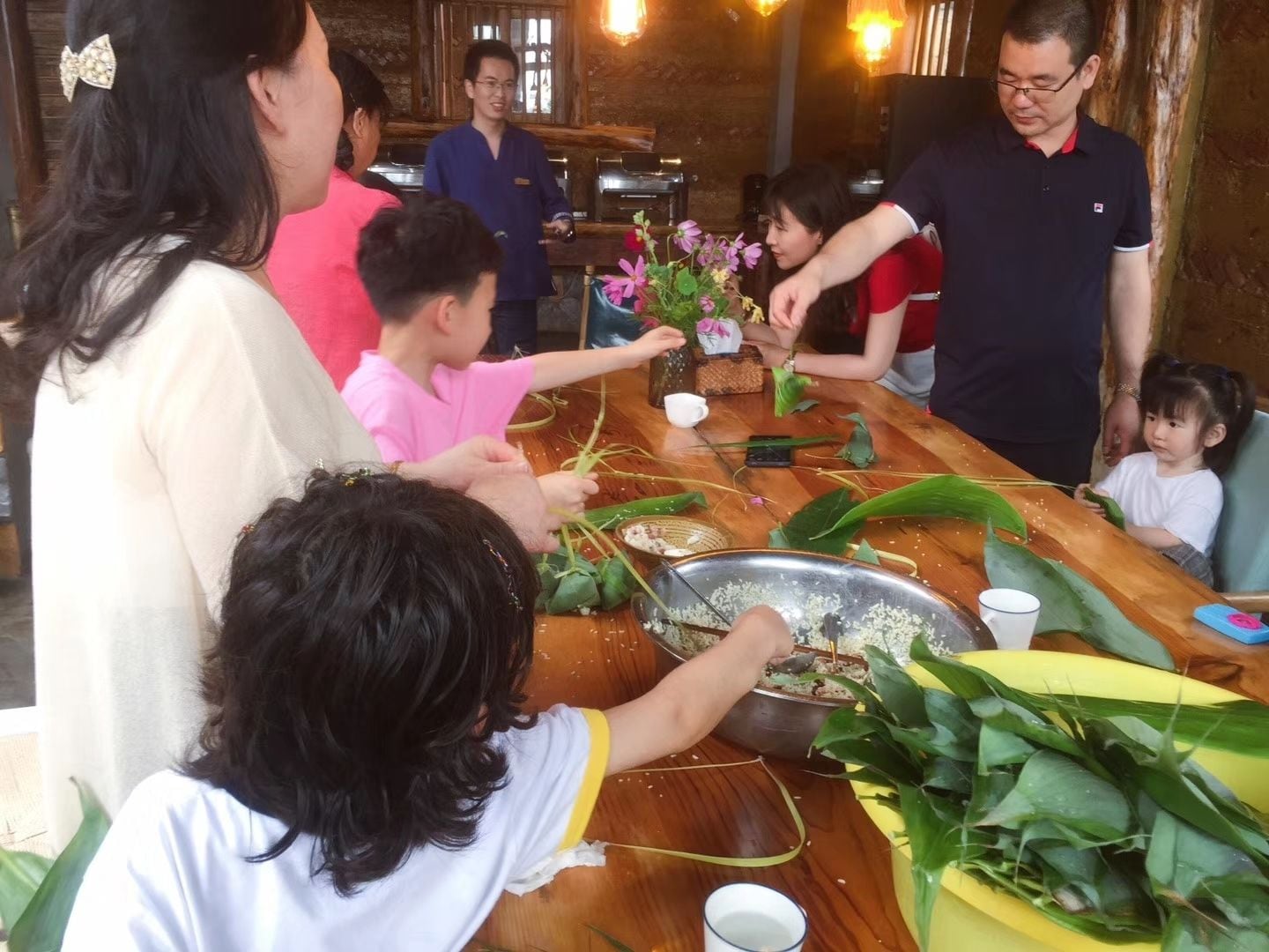 5 间餐厅，供应早餐、午餐和晚餐