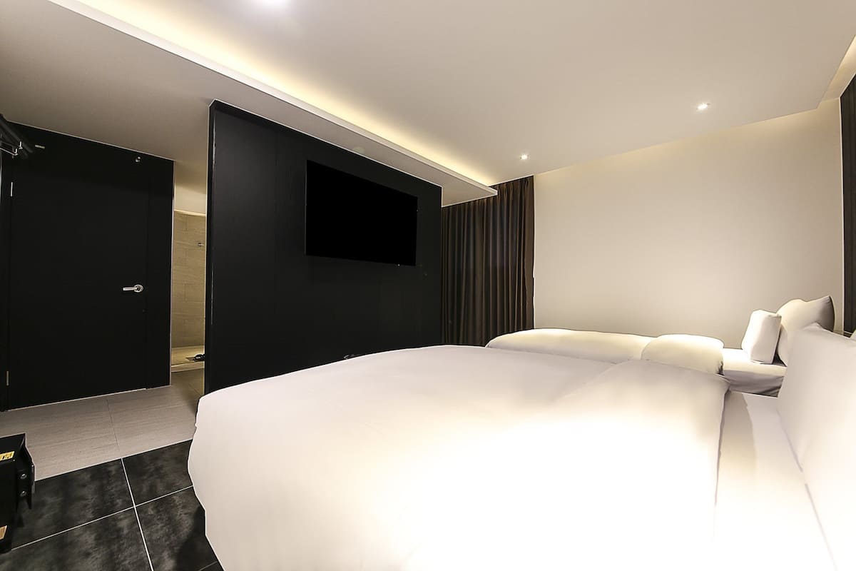 Kamar Twin Deluks | Fasilitas kamar