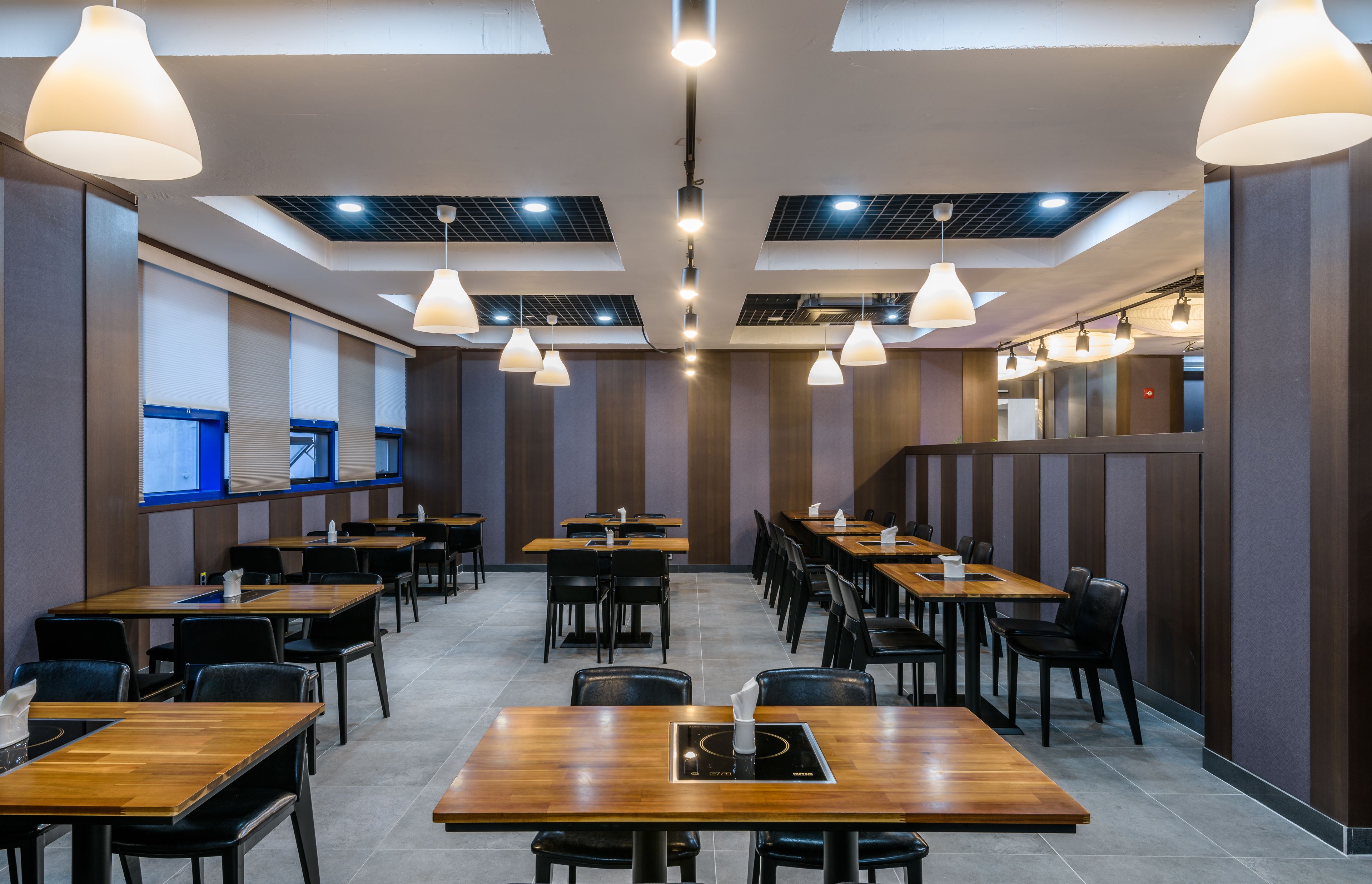 daily buffet breakfast (krw 15000 per person)