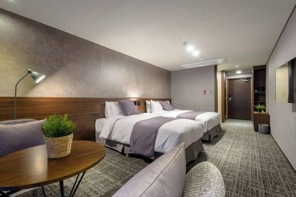 Coffres-forts dans les chambres, chambres insonorisées, Wi-Fi gratuit