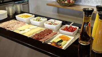 Petit déjeuner buffet compris tous les jours