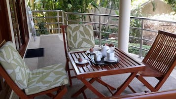 3-Bedroom Villa, Access to Shared Pool | Terrace/patio