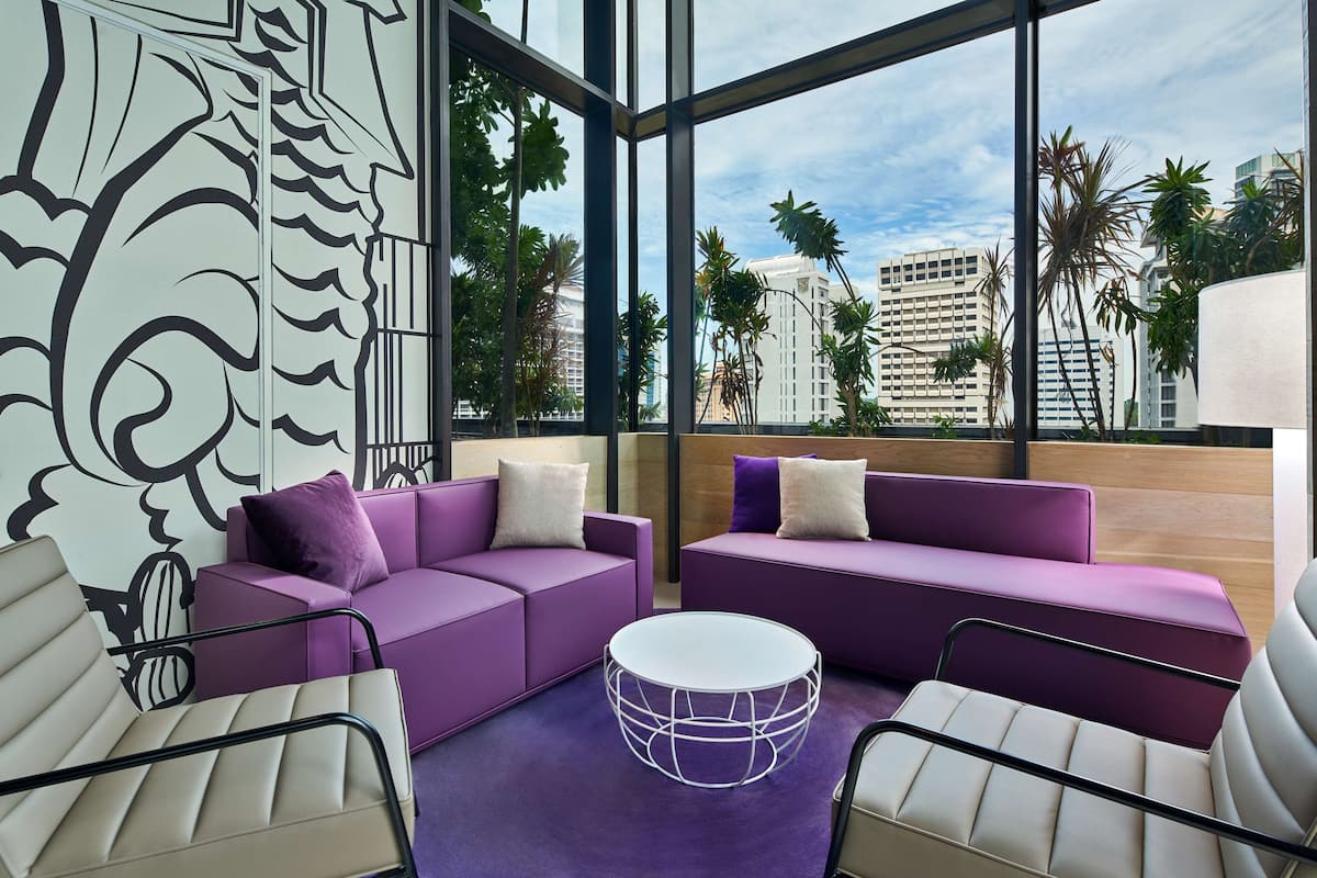 lounge
