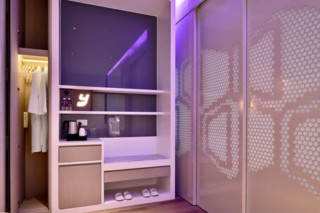 YOTEL Singapore Orchard Road - Image 41
