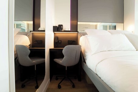 YOTEL Singapore Orchard Road - Image 58