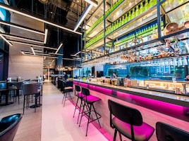 酒吧（店内）