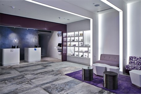 YOTEL Singapore Orchard Road - Image 6