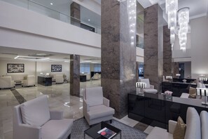 Sala de estar en el lobby