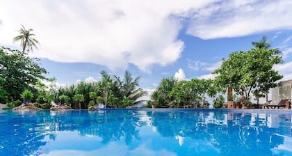 3 Bedroom Villa Beach Front Resort TG12