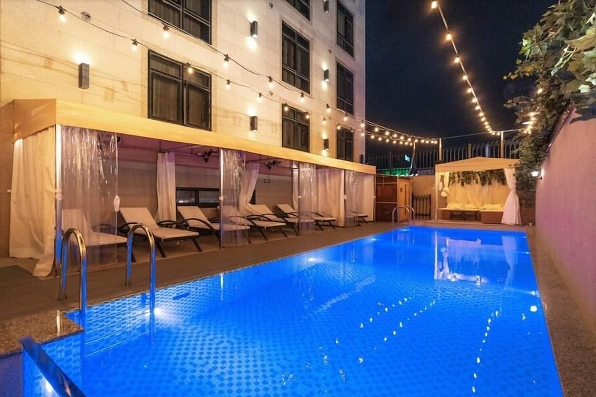 In-room safe, individually decorated, individually furnished, desk