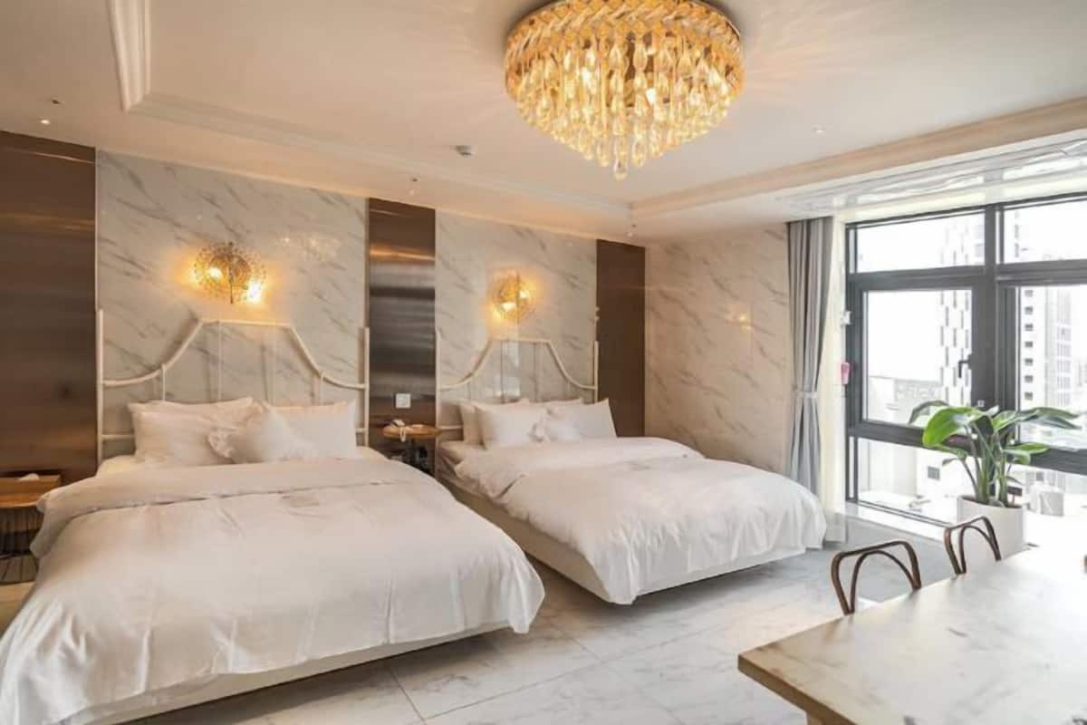 Cofres nos quartos, individualmente decorados