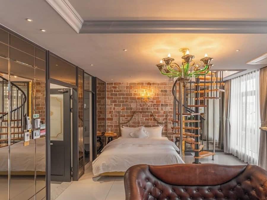 Garden Poolvilla Suite BF PKG | In-room safe, individually decorated, individually furnished, desk