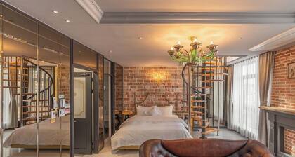 February Hotel The Signature Dongseongro